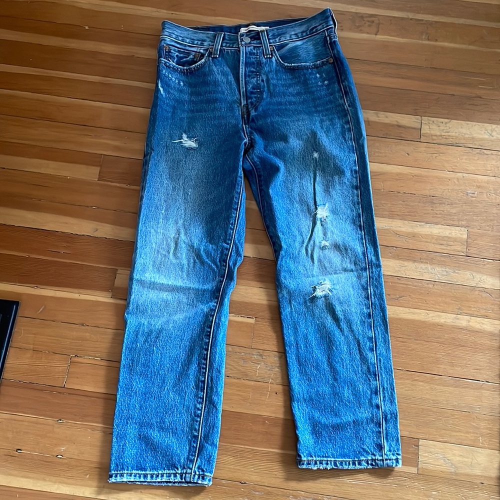 Levi’s wedgie straight high rise jeans size 27